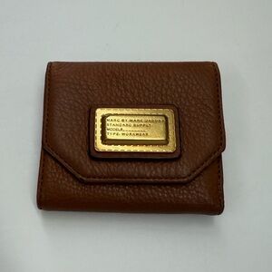 Marc Jacobs Tan Leather Wallet with Burgundy Interior